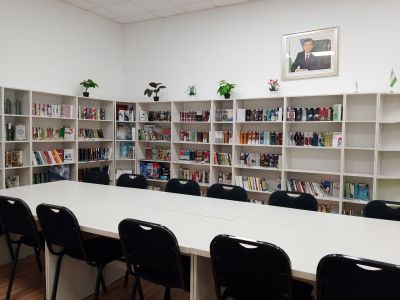 Xayrobod Mahalla kutubxonasi